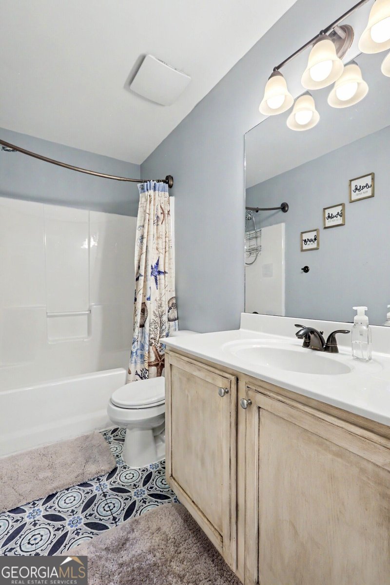 1128 Bankside Court Buford - Photo 38