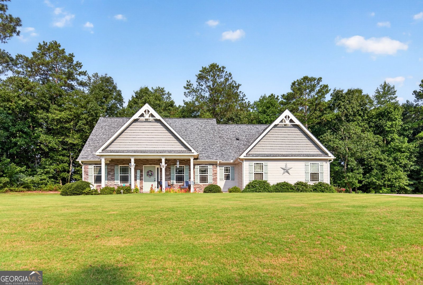 225 Cole Forest Boulevard Barnesville - main photo