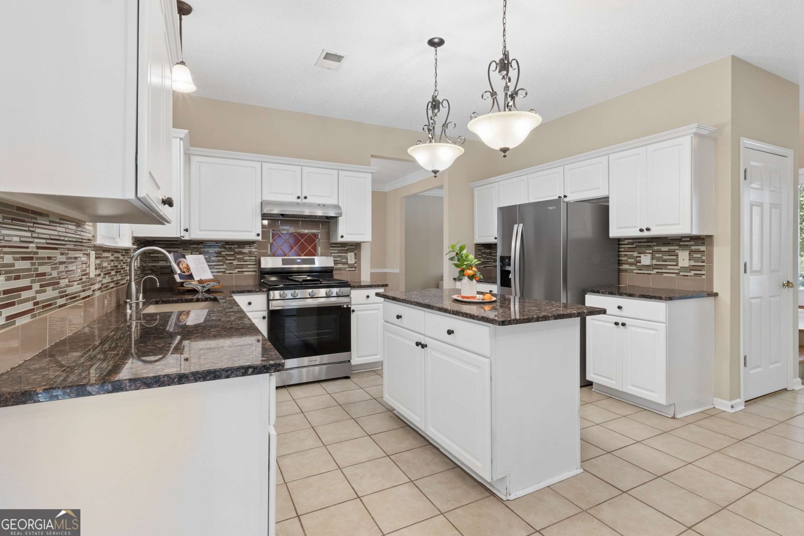 7137 Big Woods Drive Woodstock - Photo 8