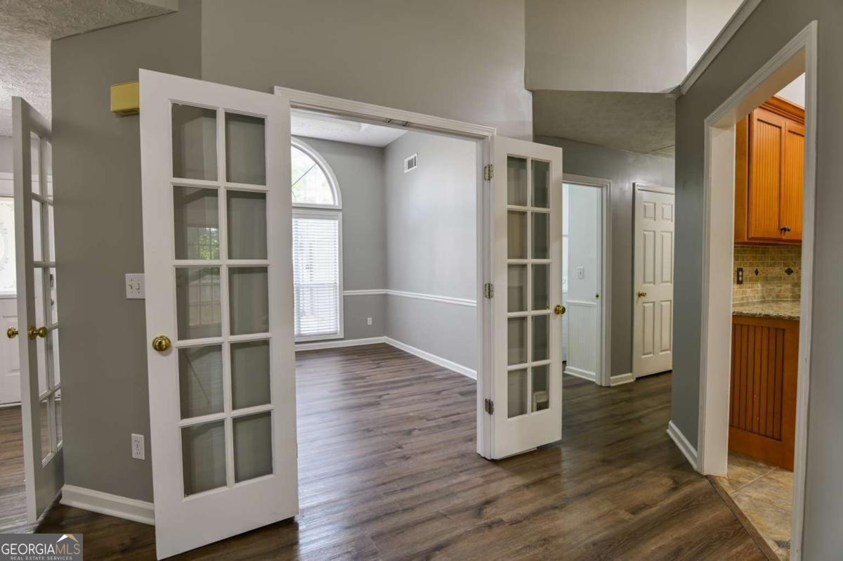 680 Trellis Pond Court Lawrenceville - Photo 8
