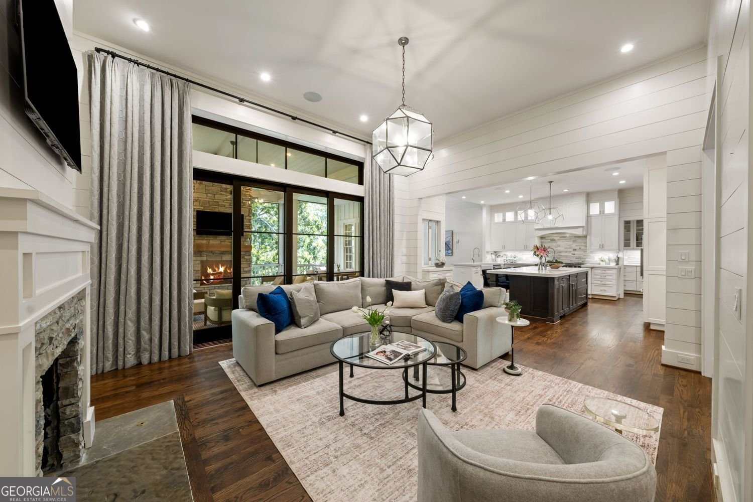 305 Forrest Lake Drive sandy springs - Photo 16