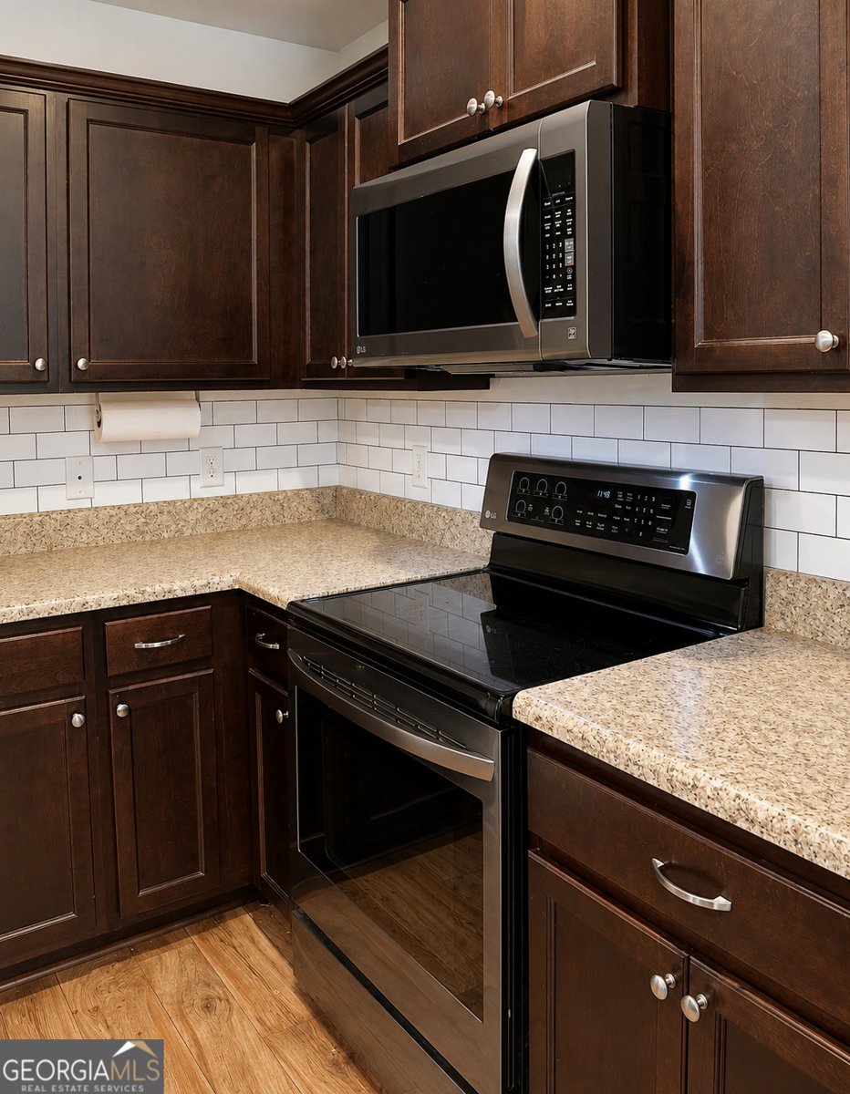 305 White Willow Court Springfield - Photo 14