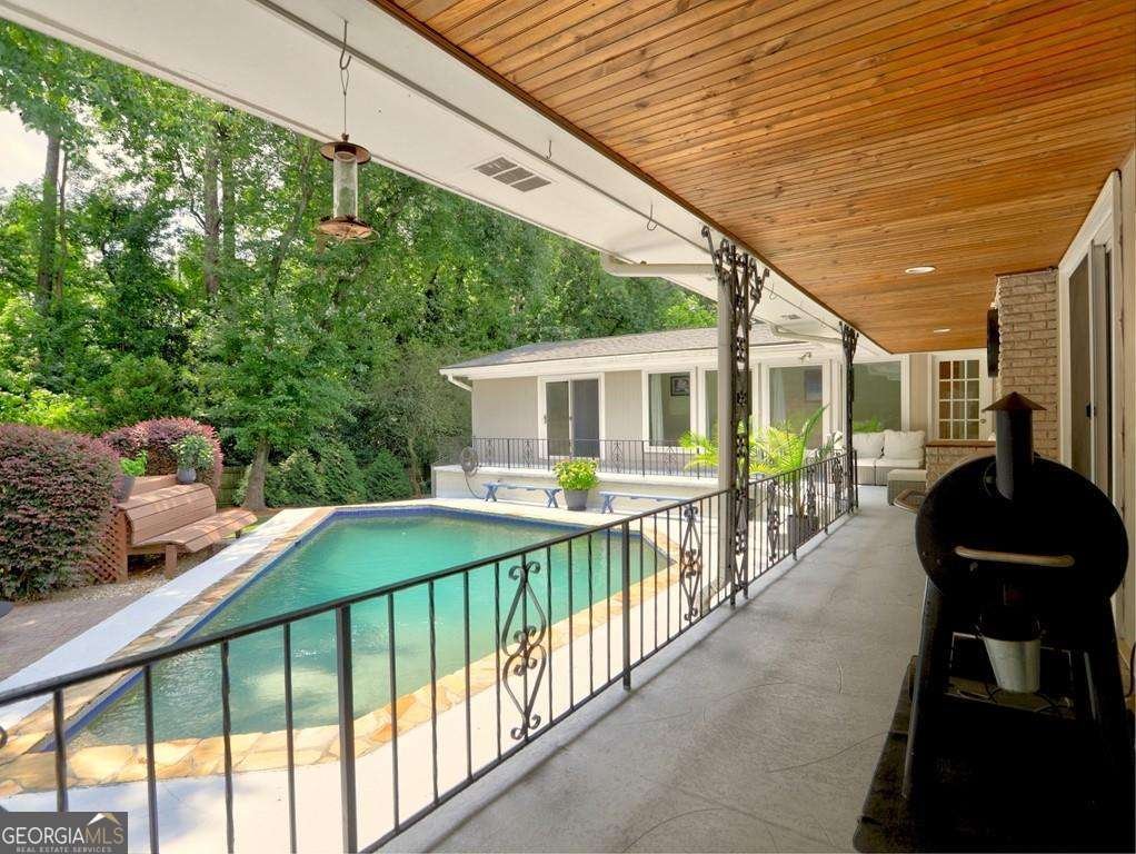 715 Glenforest Road Sandy Springs - Photo 33