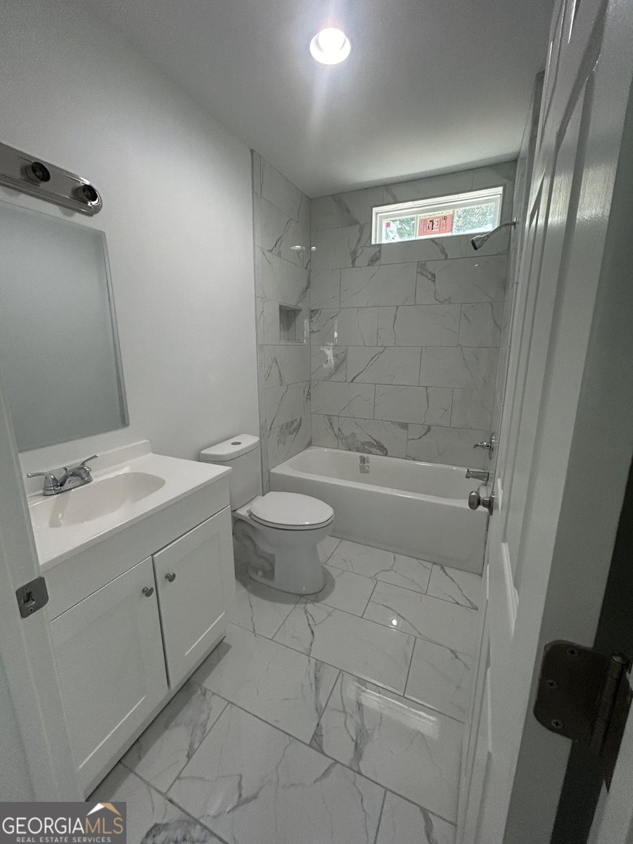 411 Chamlee Drive Fort Valley - Photo 8