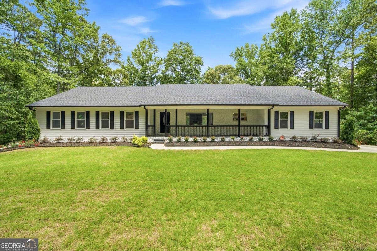 5070 River Lake Drive Chattahoochee Hills - main photo