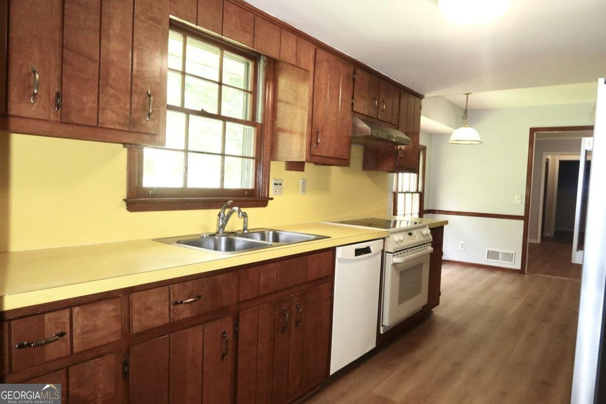 4213 Autumn Hill Drive Stone Mountain - Photo 10