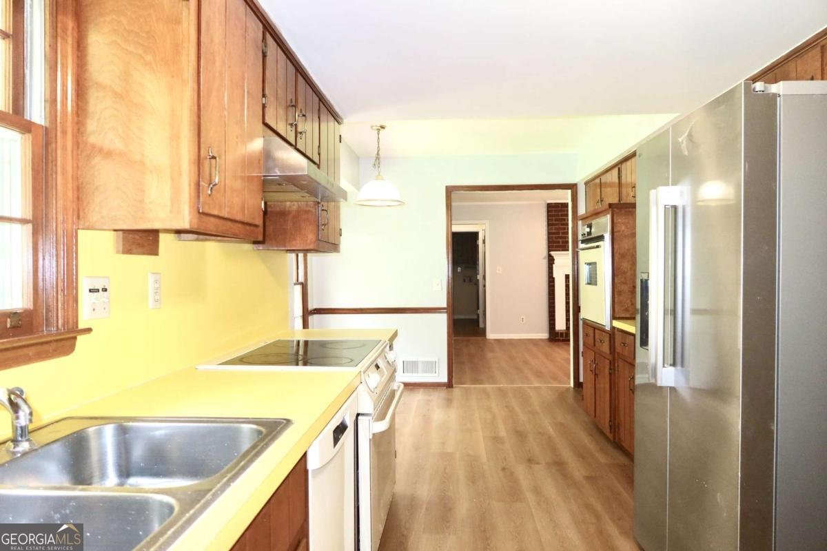 4213 Autumn Hill Drive Stone Mountain - Photo 13