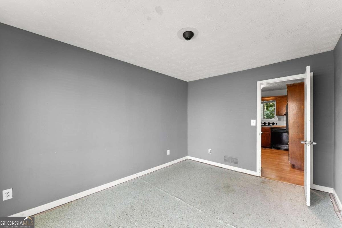 758 Springlake Road Lawrenceville - Photo 12