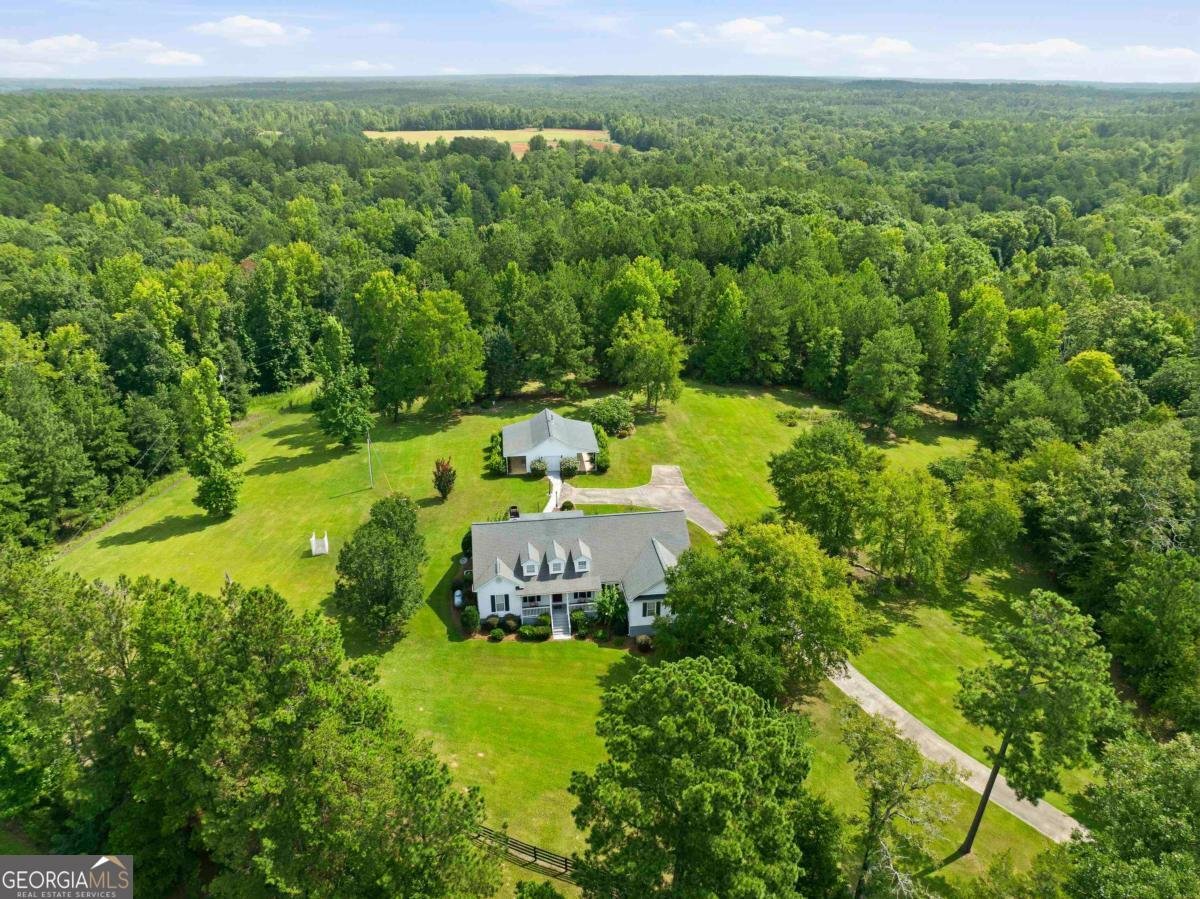 1062 Godfrey Road Eatonton - main photo