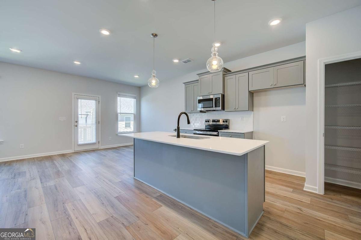 663 Treasure Drive Stockbridge - Photo 7