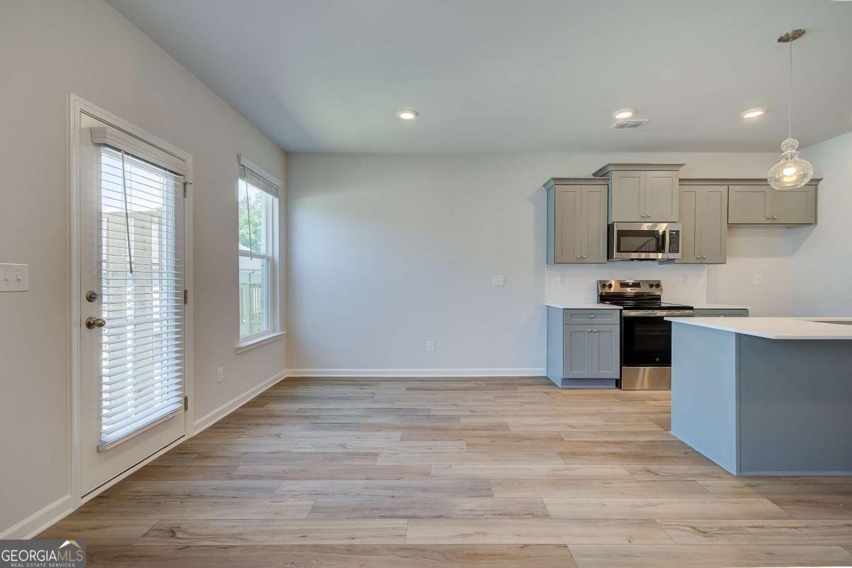 663 Treasure Drive Stockbridge - Photo 9
