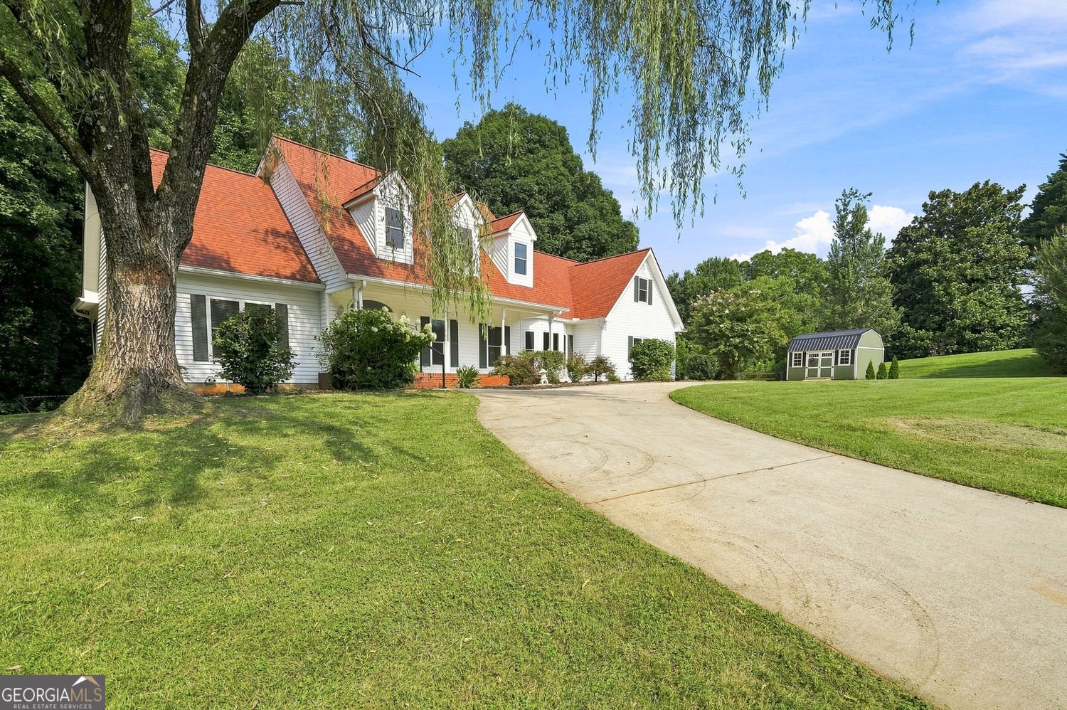 124 Golden Autumn Drive Dahlonega - main photo