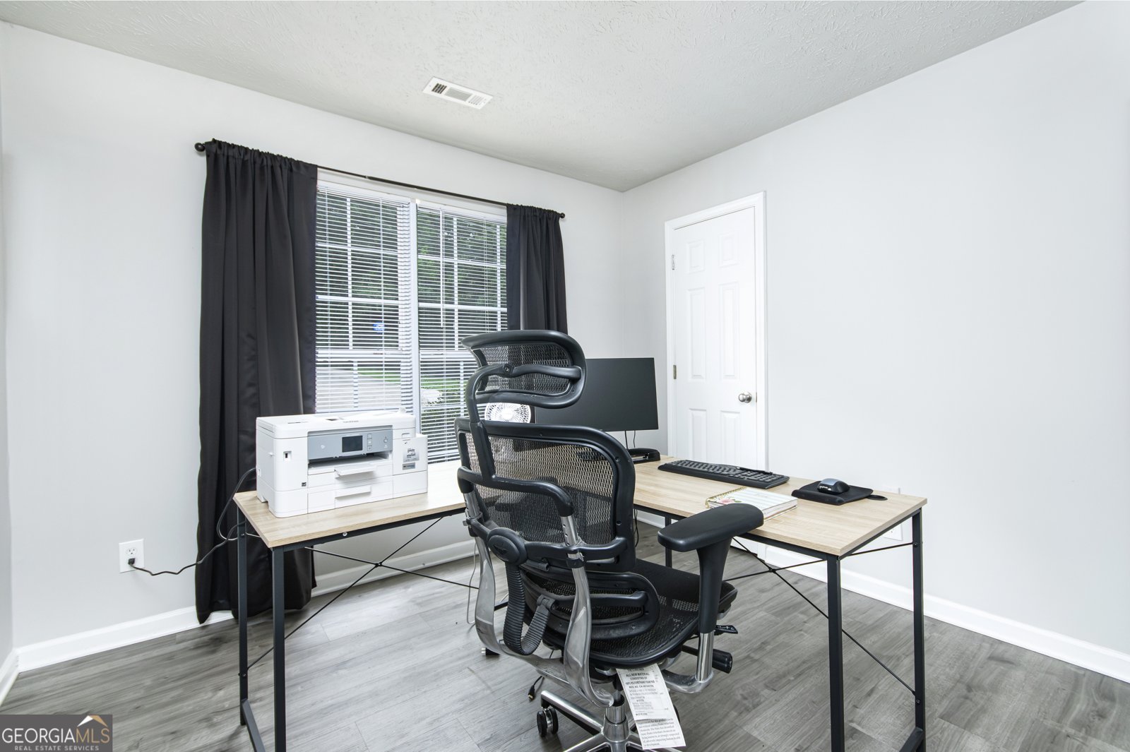 660 Morrow Road Forest Park - Photo 17