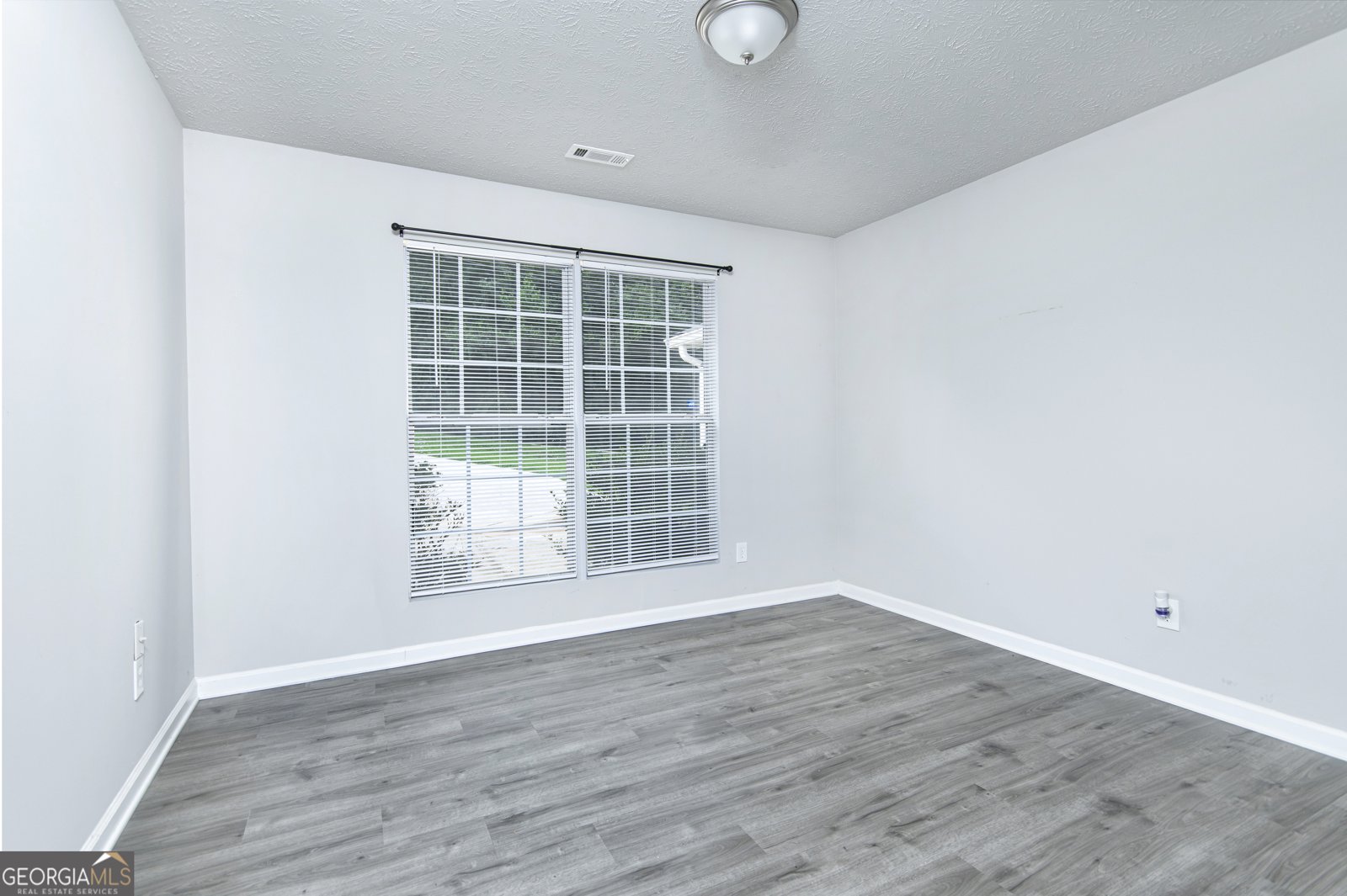 660 Morrow Road Forest Park - Photo 18