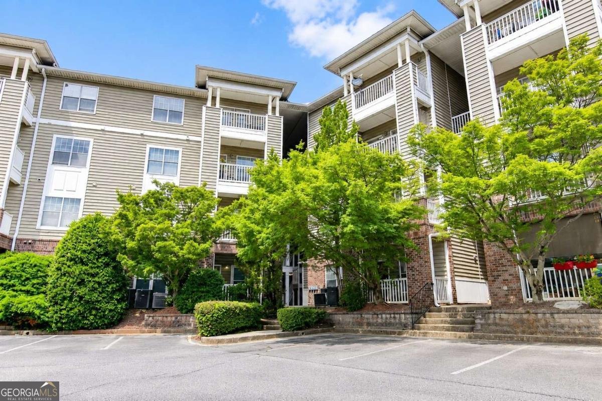 2700 Pine Tree Road NE Atlanta - main photo