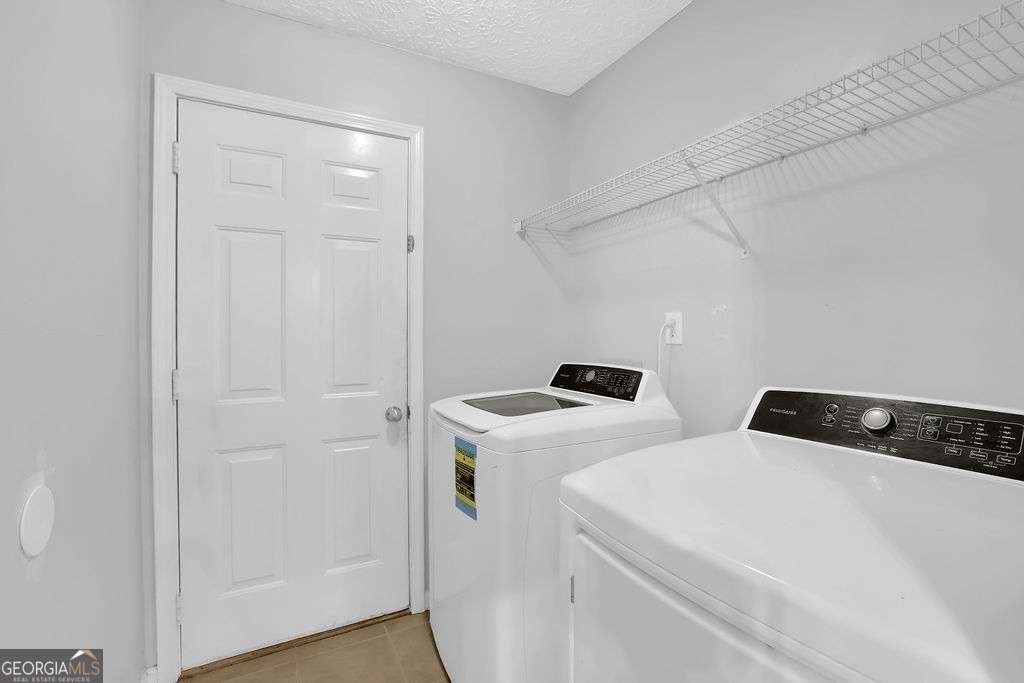 8011 Huntcliff Road Woodstock - Photo 16