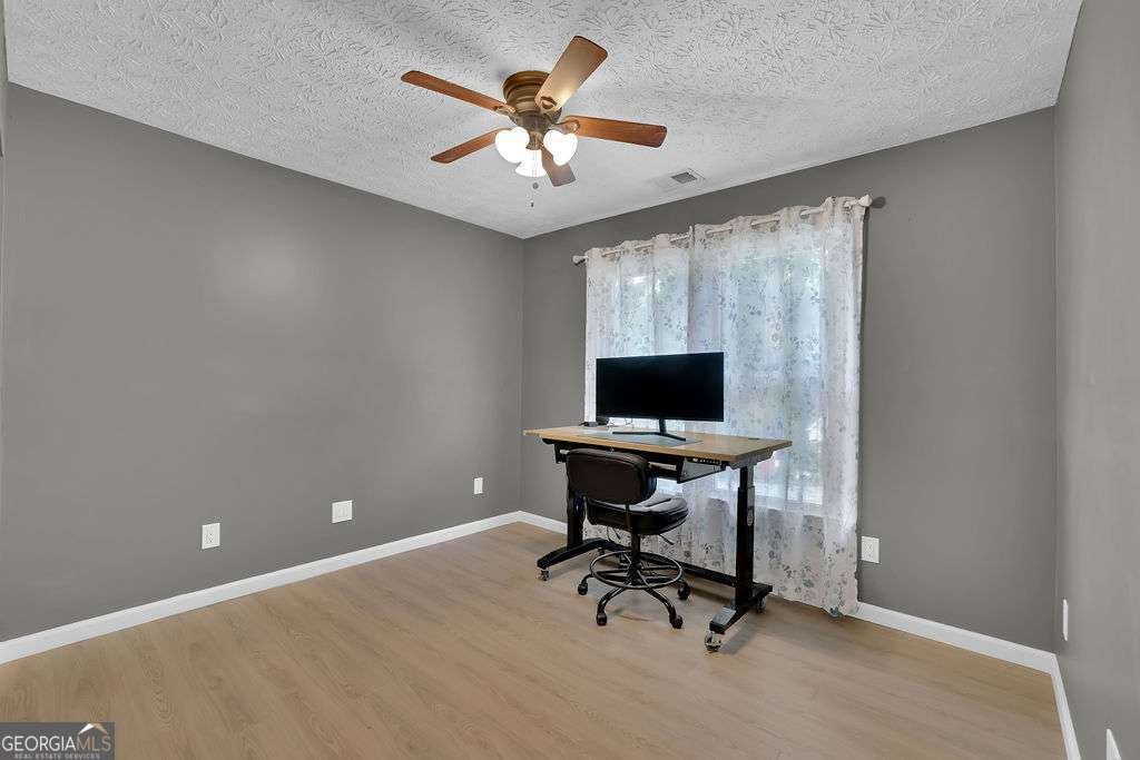 8011 Huntcliff Road Woodstock - Photo 17