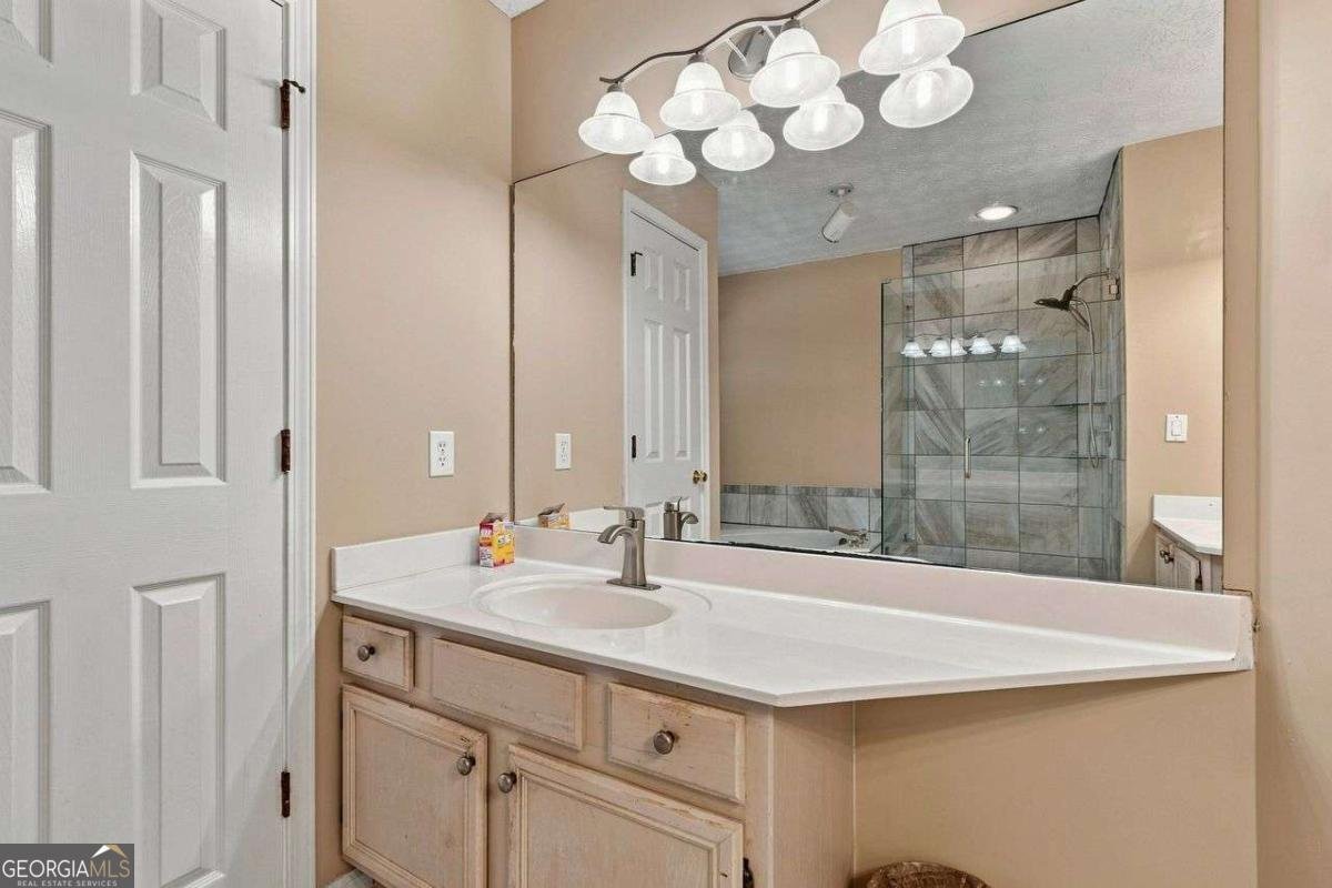 9878 Point View Drive Jonesboro - Photo 13