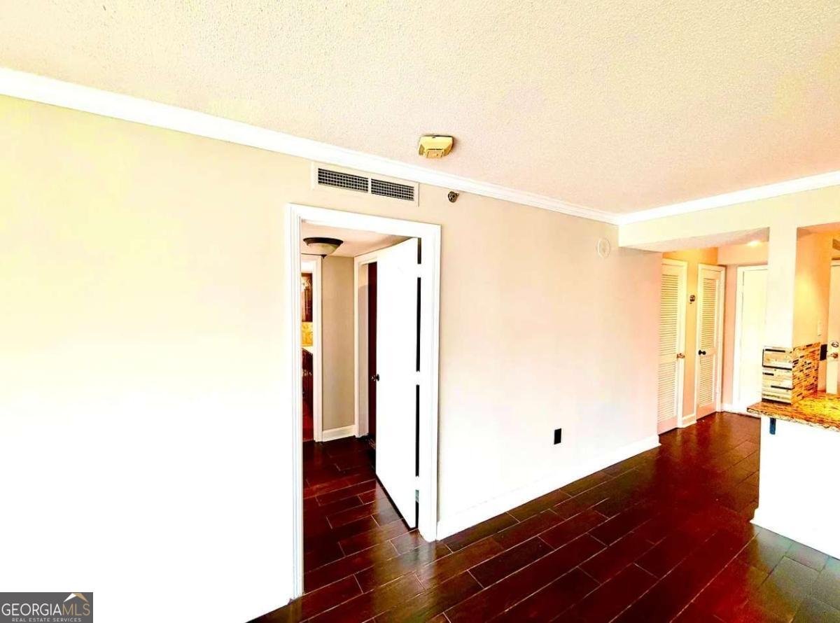 2870 Pharr Court South Atlanta - Photo 11