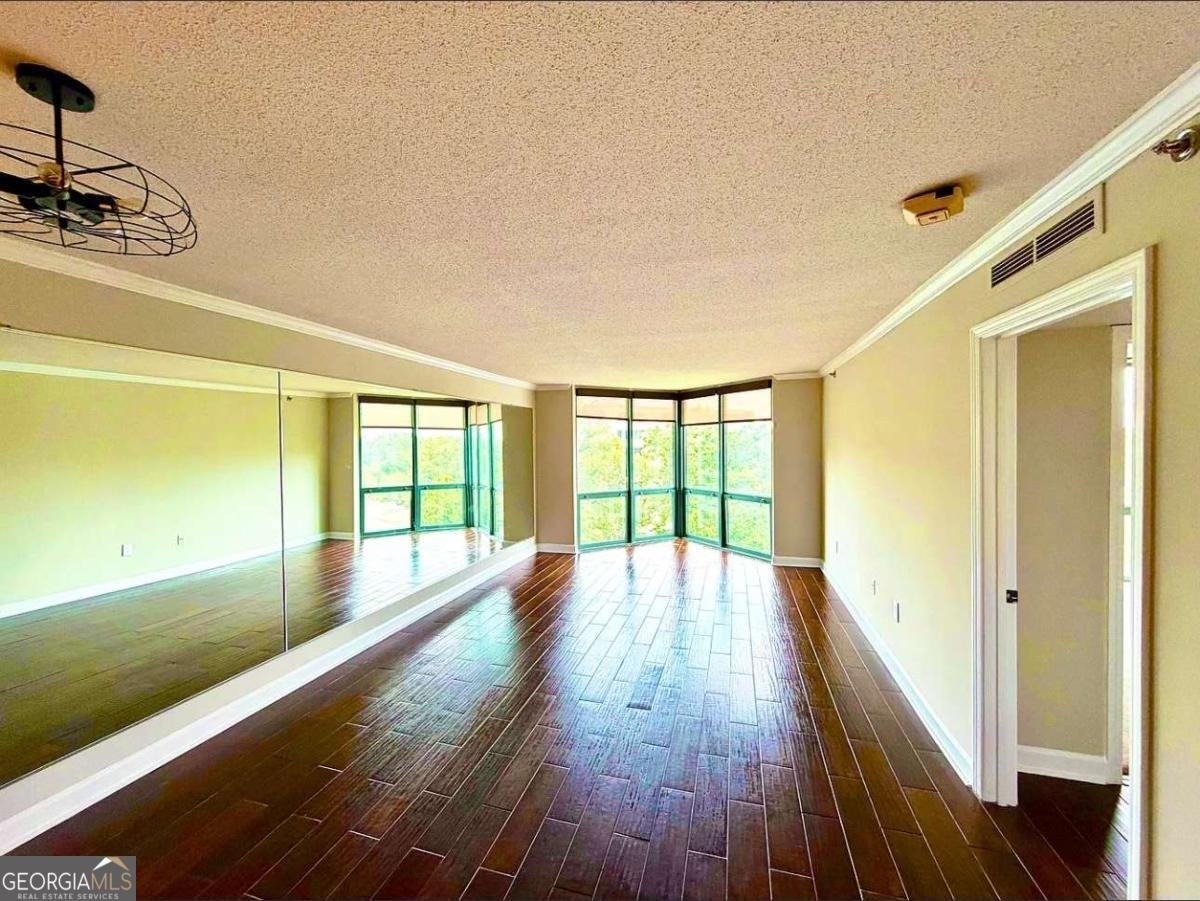 2870 Pharr Court South Atlanta - Photo 9