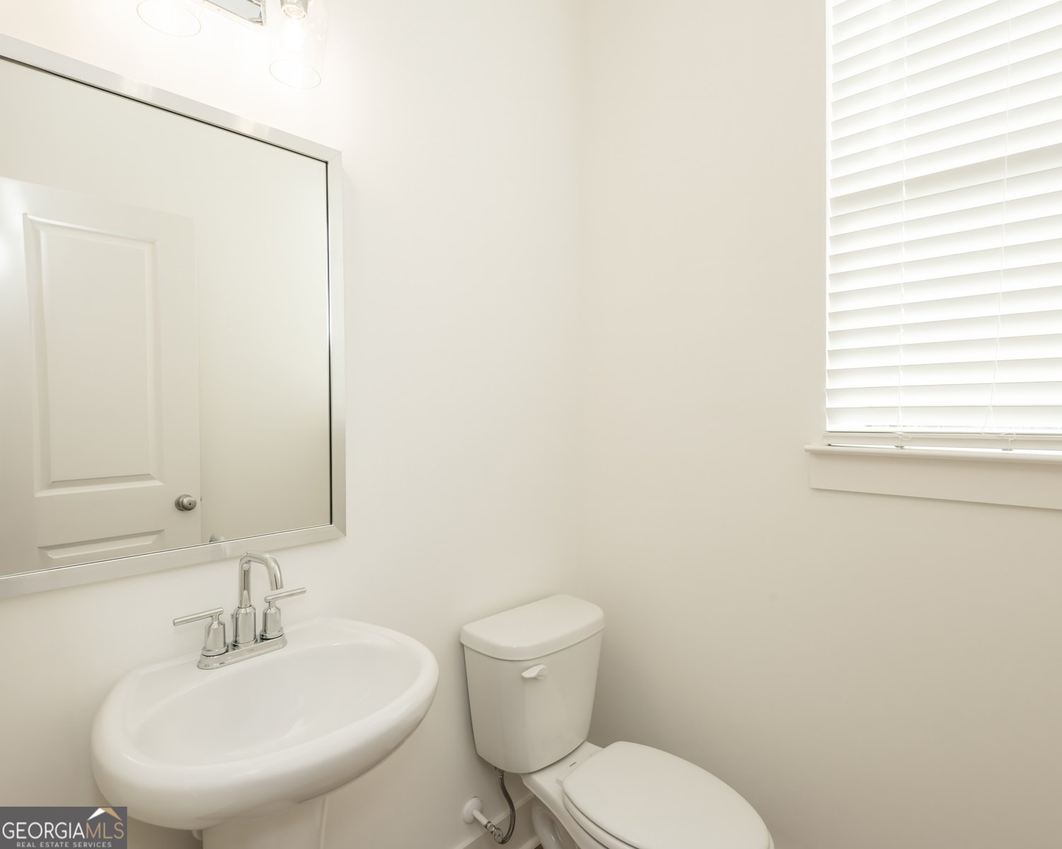 303 Barracks Way Hoschton - Photo 11
