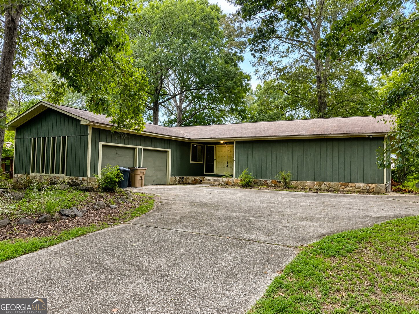 2284 Camden Jonesboro - main photo