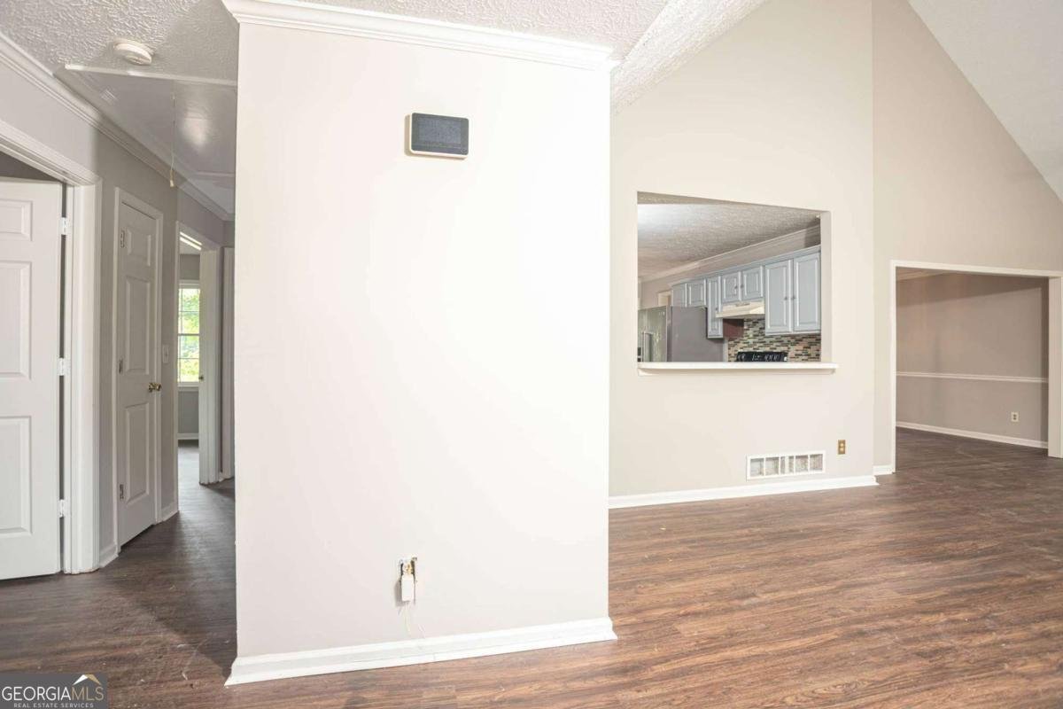 1404 Glenfield Drive Lawrenceville - Photo 6