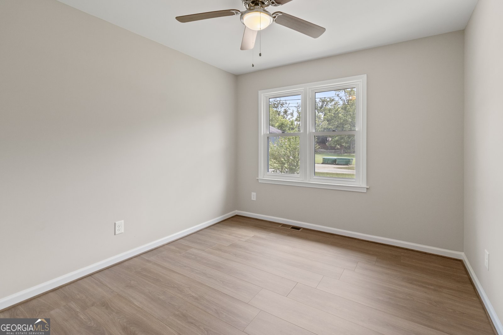 66 Troy Street Commerce - Photo 20