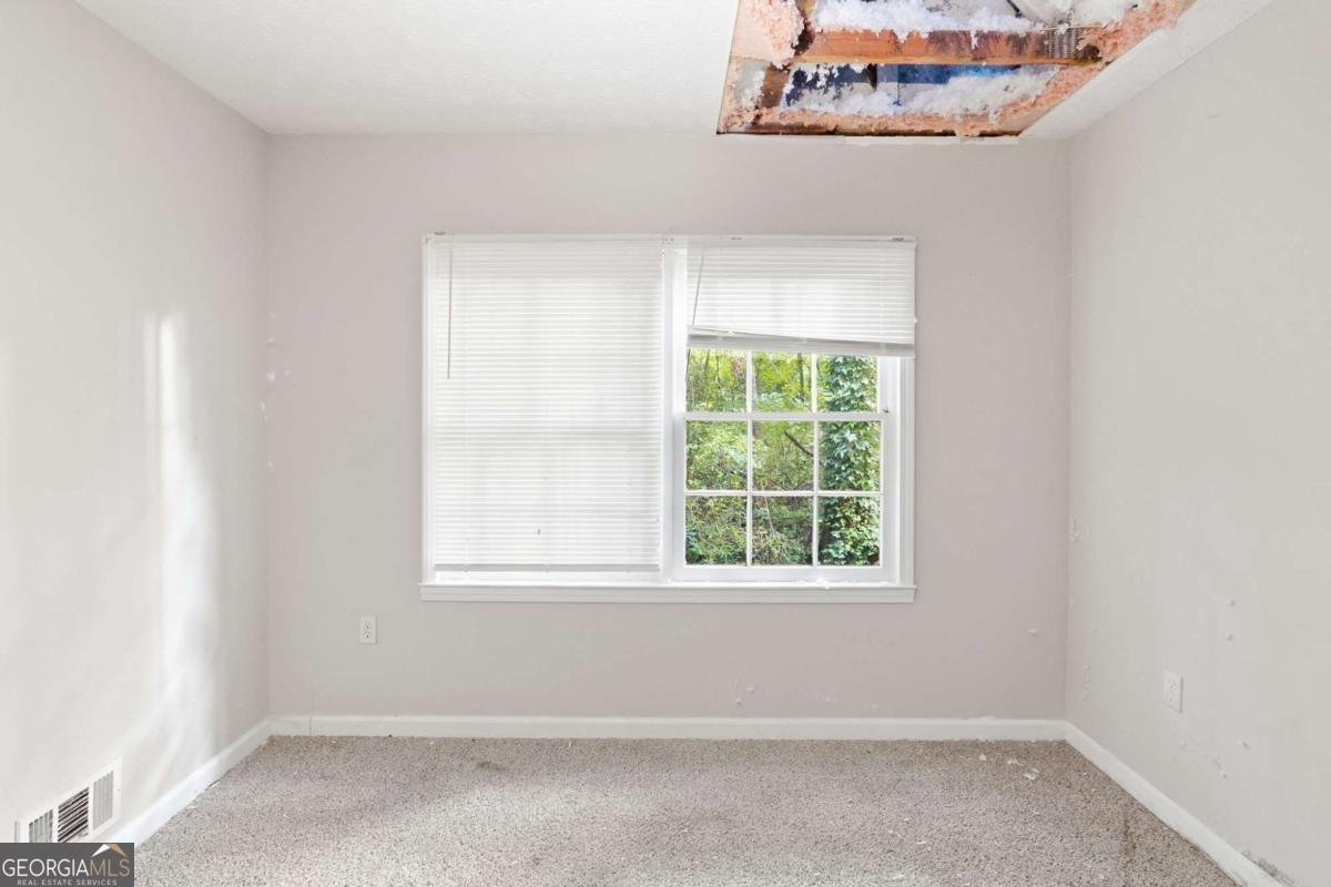 837 Hemingway Road Stone Mountain - Photo 9