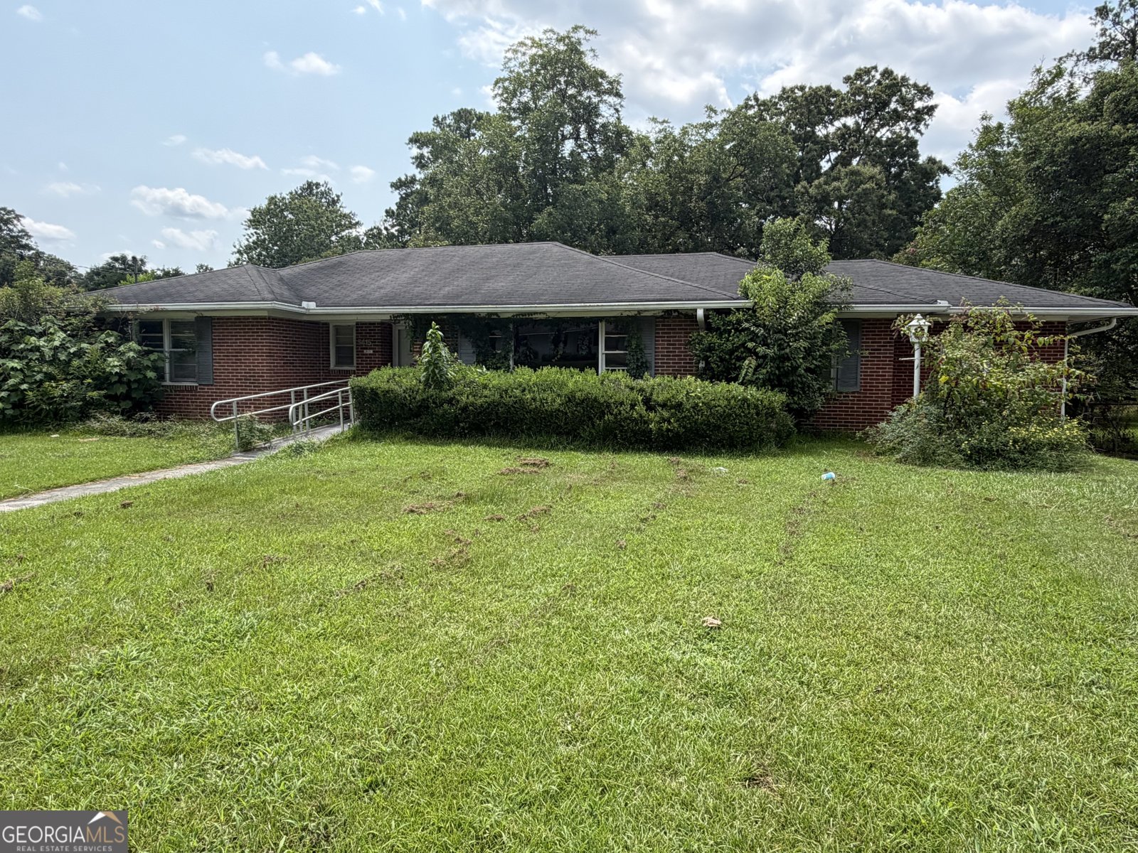 5415 Finsbury Drive Macon - main photo