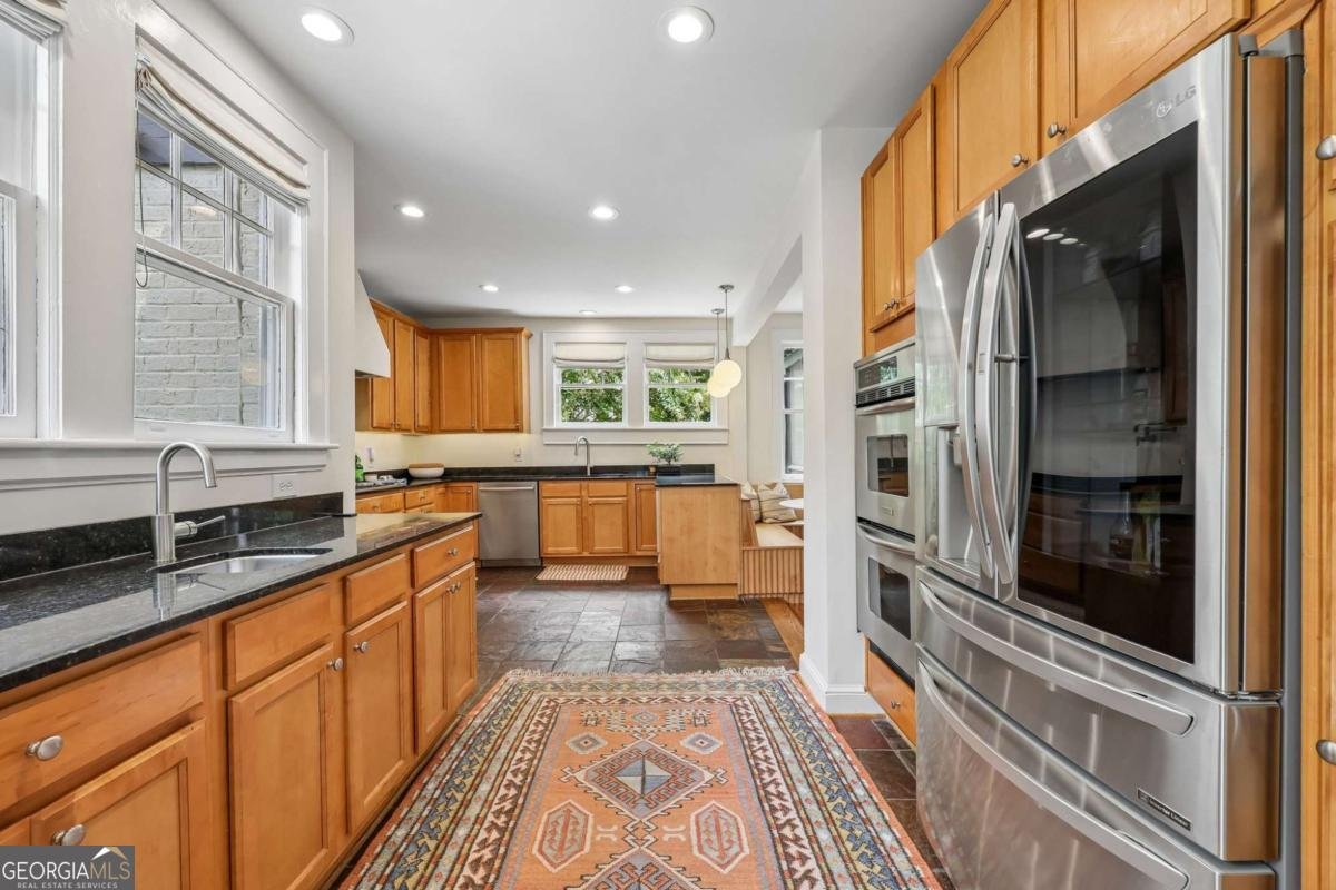 1596 Emory Road Atlanta - Photo 16