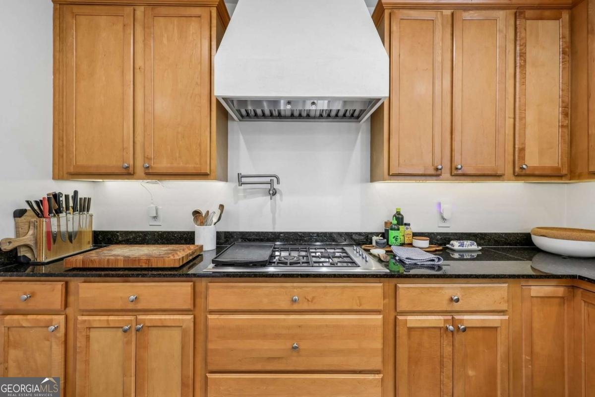 1596 Emory Road Atlanta - Photo 18