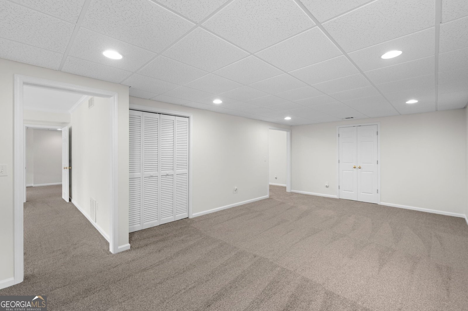 122 Lakeside Drive Kennesaw - Photo 57