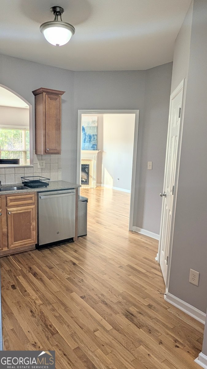 3150 Thorngate Court Snellville - Photo 6