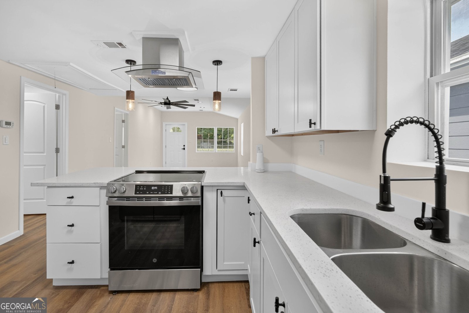 718 51st Street Savannah - Photo 9