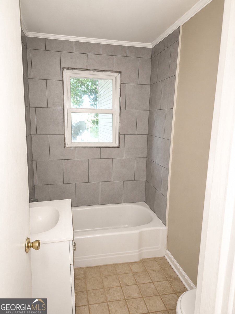 178 Langston Avenue Forsyth - Photo 8