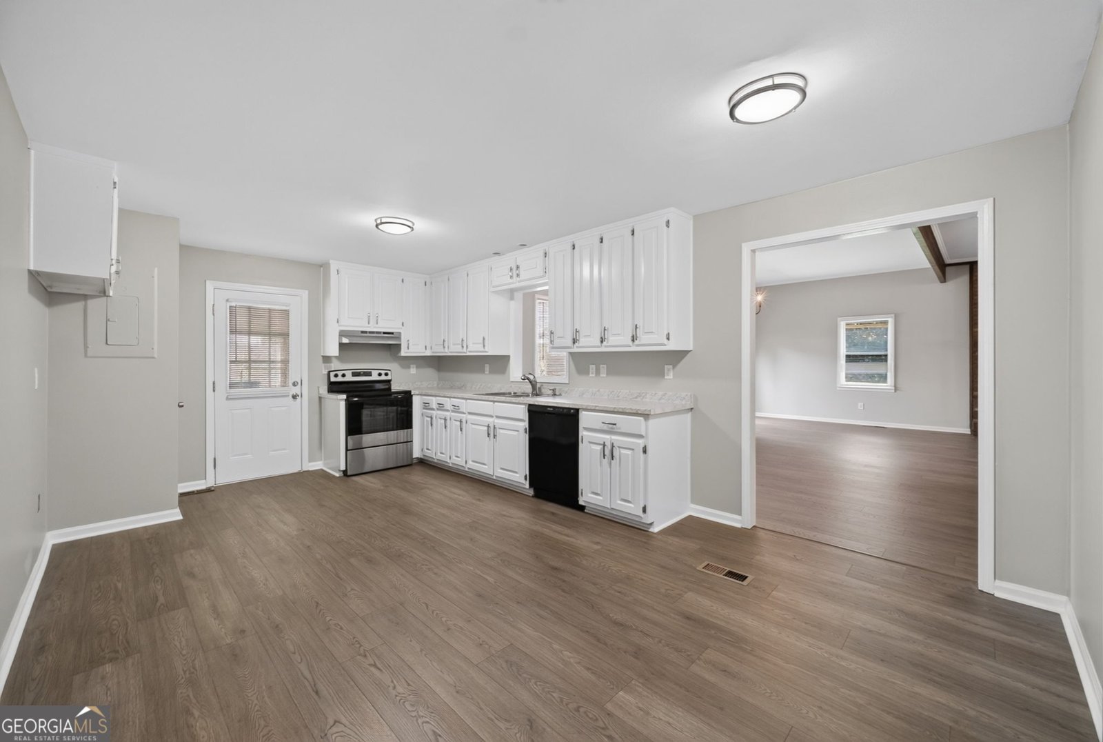 1610 Rose Garden Lane Loganville - Photo 11