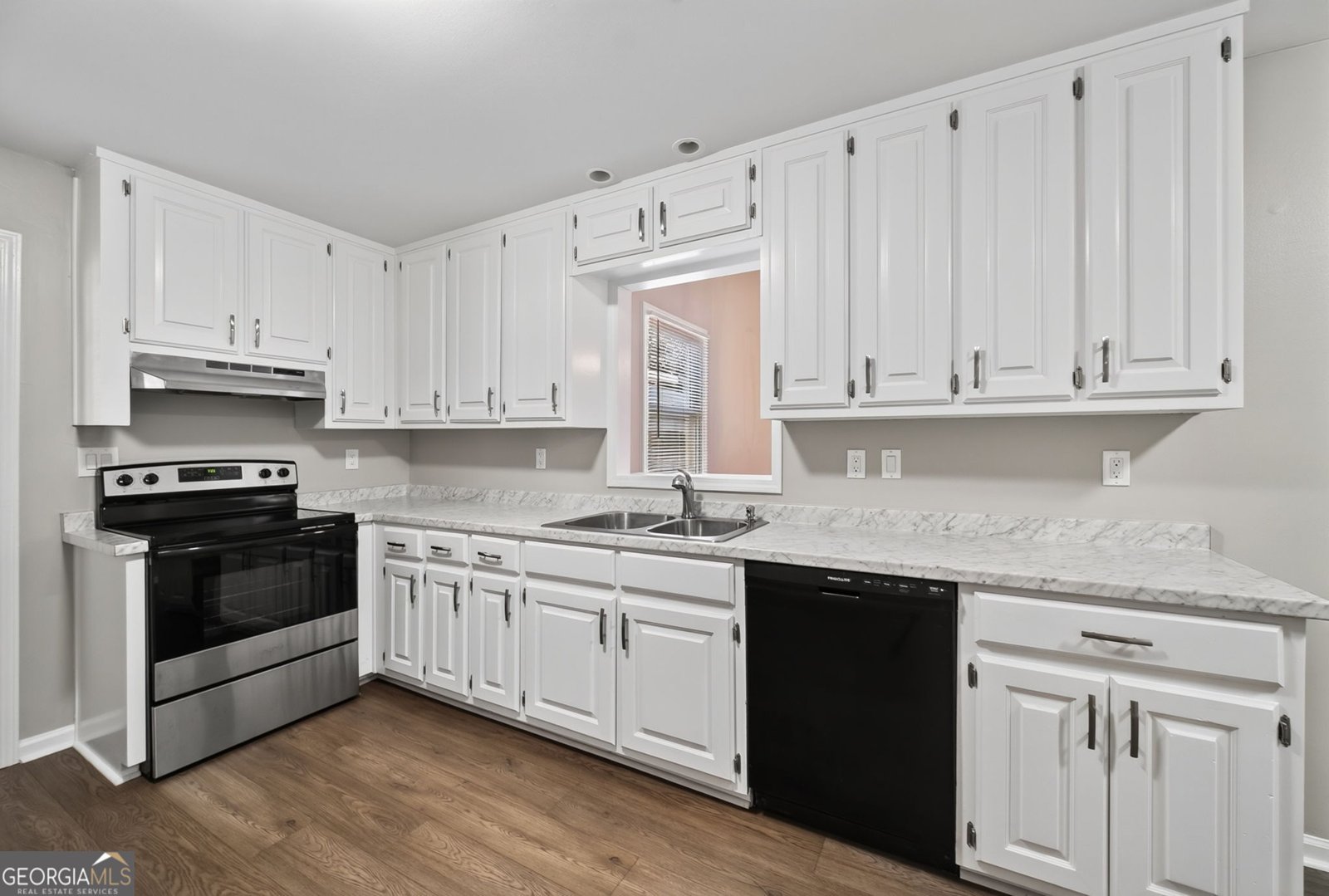 1610 Rose Garden Lane Loganville - Photo 12
