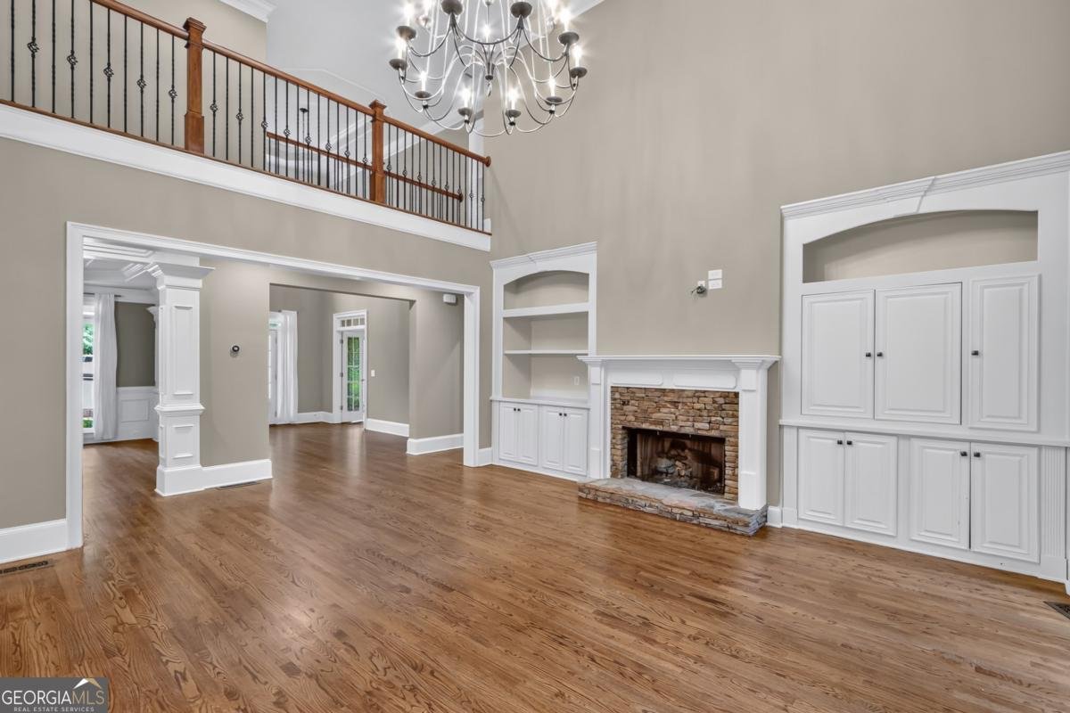 745 La Tour Drive Sandy Springs - Photo 10