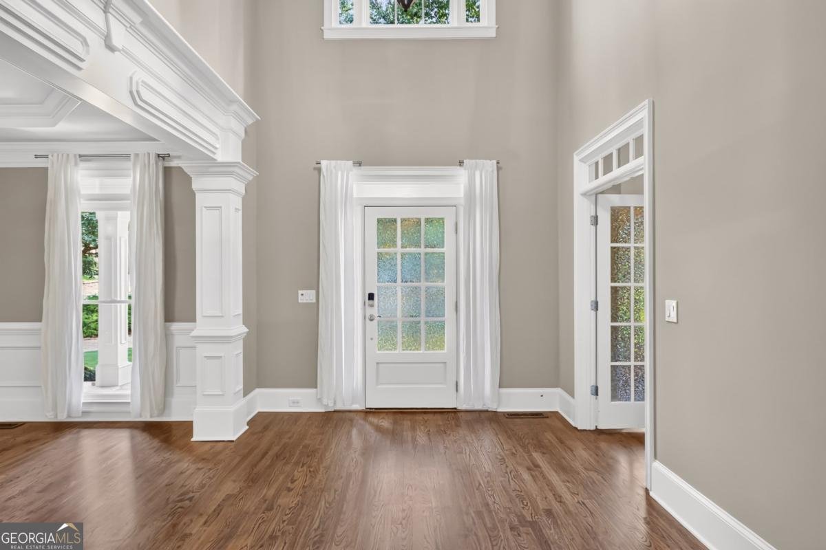 745 La Tour Drive Sandy Springs - Photo 13