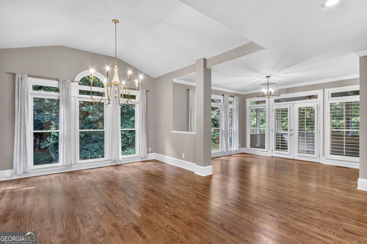 745 La Tour Drive Sandy Springs - Photo 17