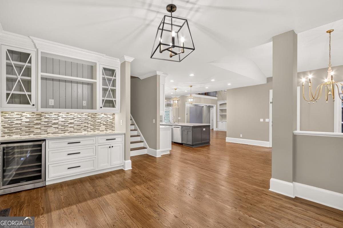 745 La Tour Drive Sandy Springs - Photo 18
