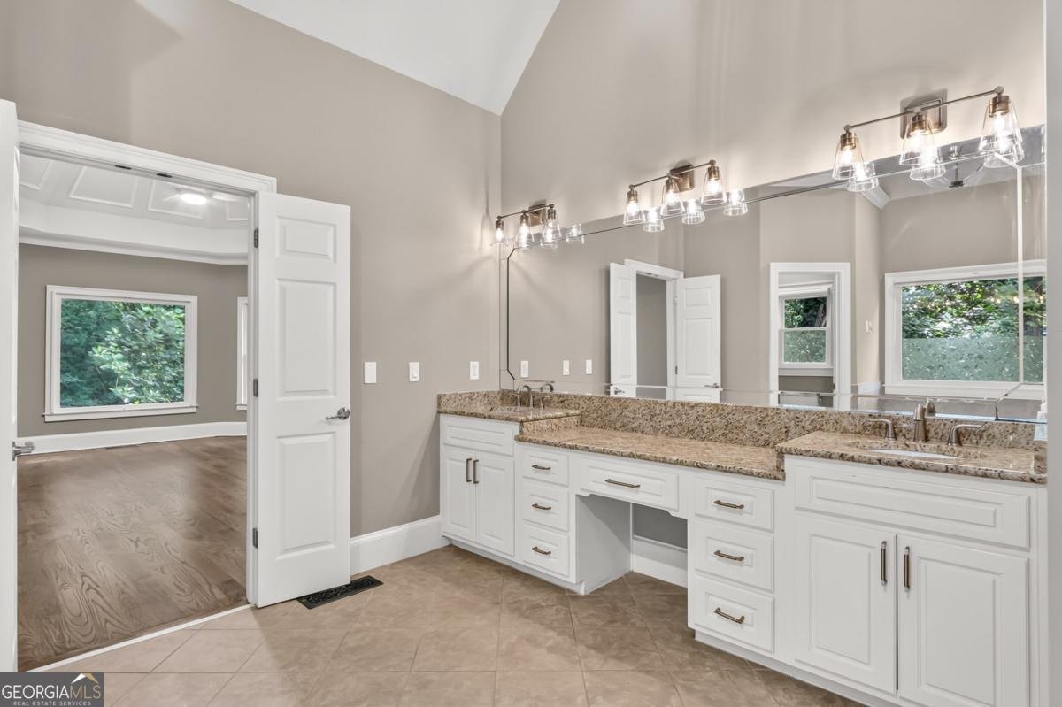 745 La Tour Drive Sandy Springs - Photo 22