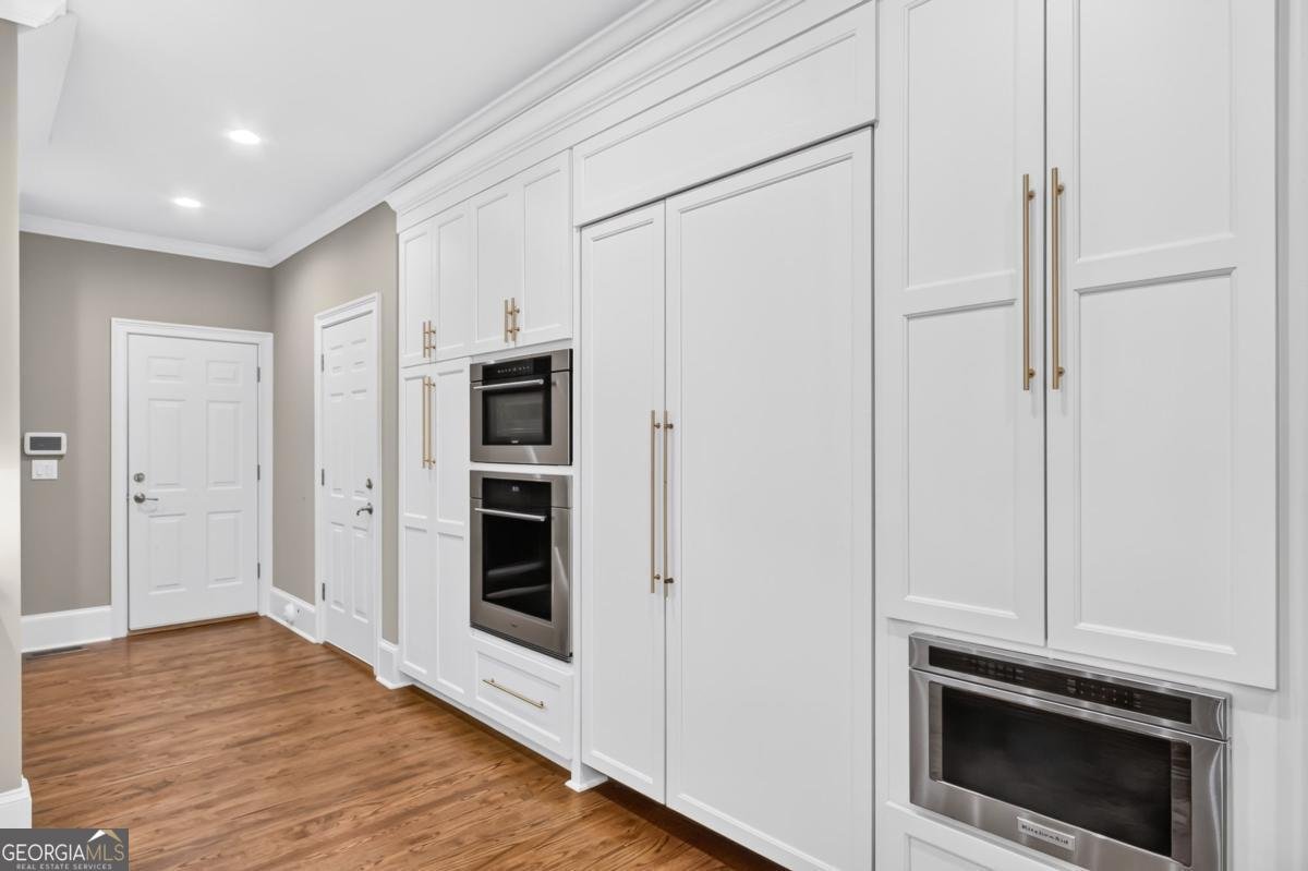 745 La Tour Drive Sandy Springs - Photo 7