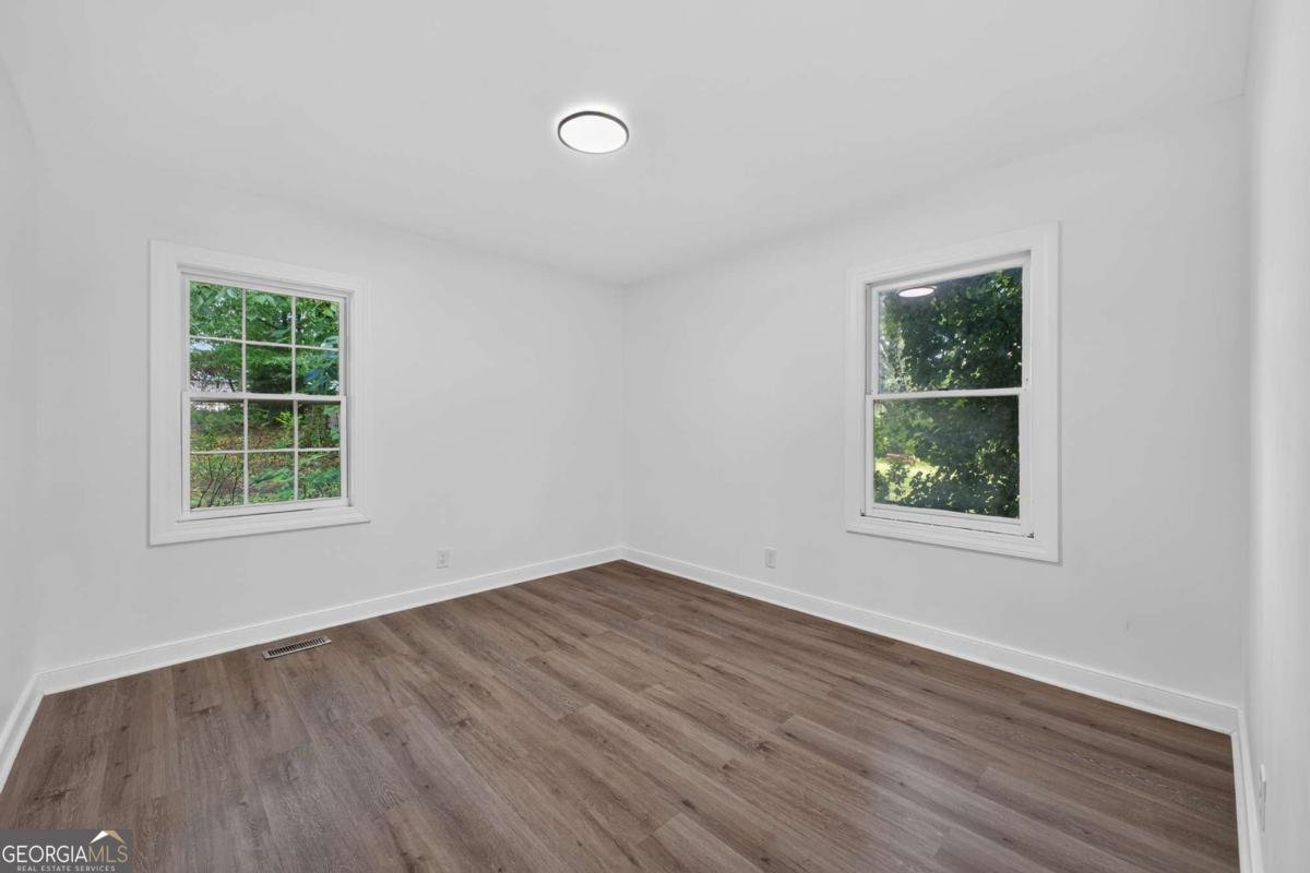 2027 Hilburn Drive Atlanta - Photo 14