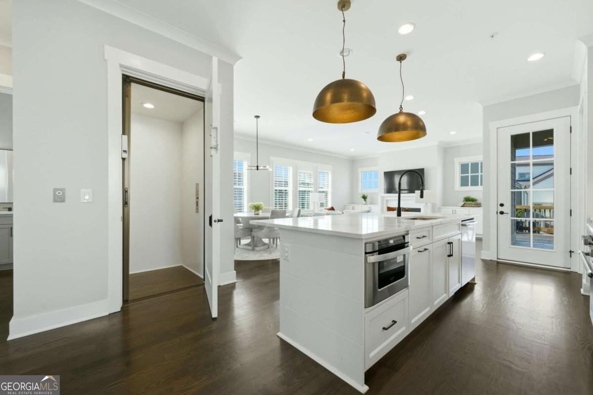 559 S Club Drive Woodstock - Photo 10