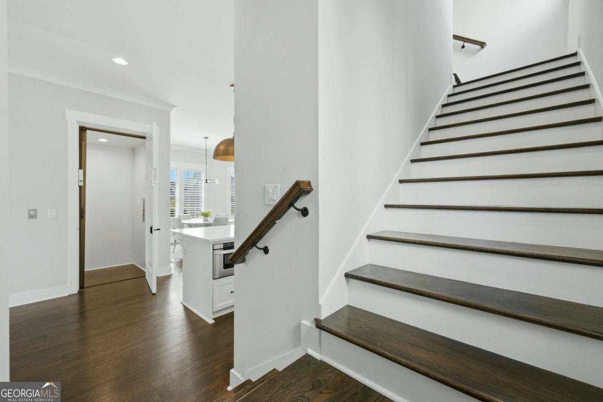 559 S Club Drive Woodstock - Photo 23