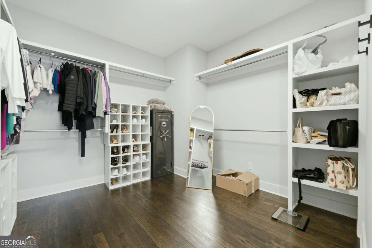 559 S Club Drive Woodstock - Photo 31