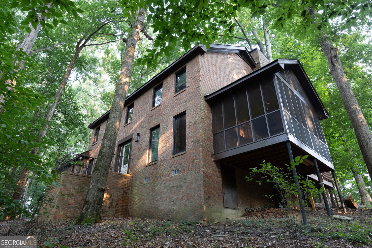 2064 Palmer CT Court Lawrenceville - main photo