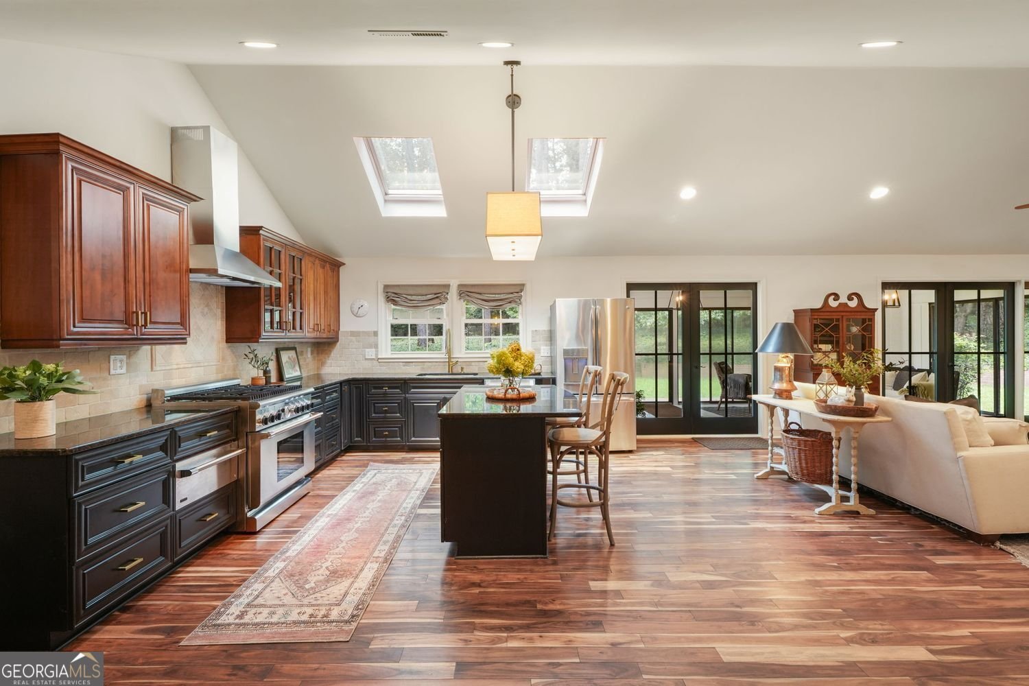 5680 Lake Forrest Drive Sandy Springs - Photo 11